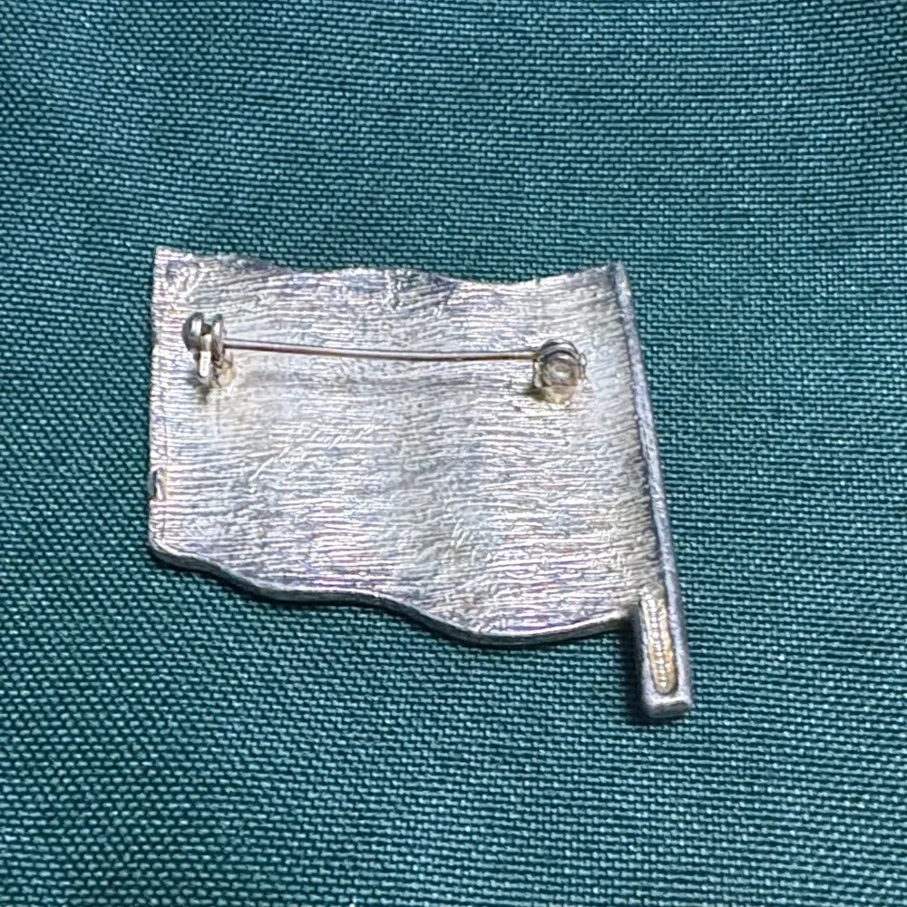 🖤Vintage Patriotic Flag Brooch with Red, Blue, and Silver Crystals🖤